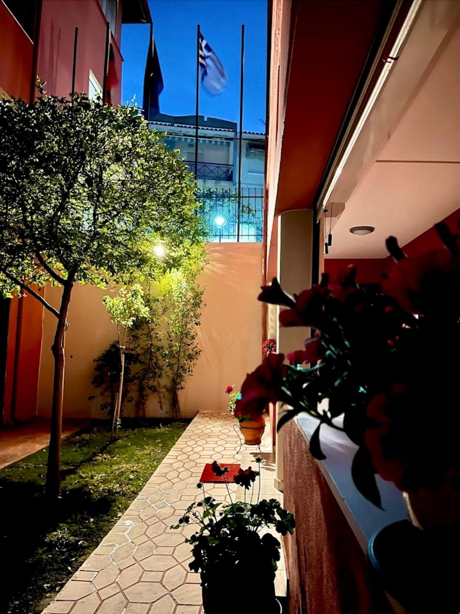 Hotel Sun Sight Pefkochori Exterior photo
